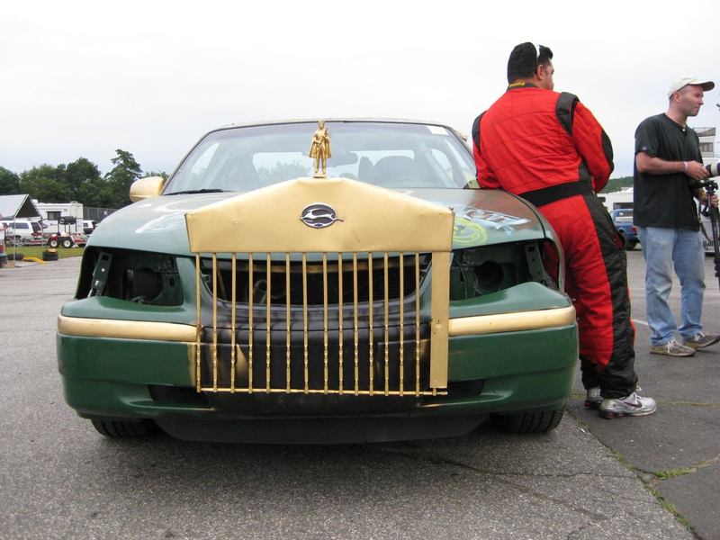 Illustration for article titled The 24 Hours Of LeMons New England 2009 Über Gallery, Part 4